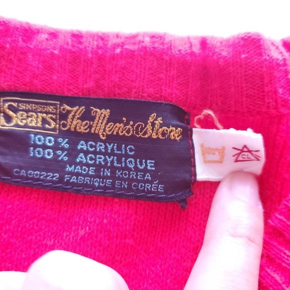 Vintage Red sweater with white navy stripes on sleeve and shoulder, acry… - Picture 9 of 11